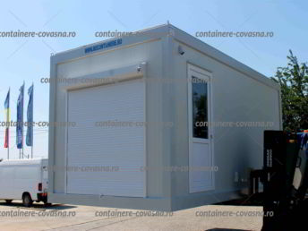 cat costa o casa din containere